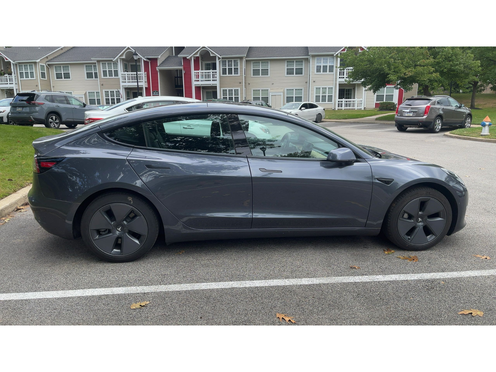 Used 2022 Tesla Model 3 Long Range AWD/4WD image 3