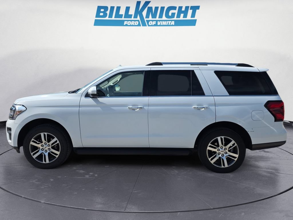 Used 2024 Ford Expedition Limited AWD/4WD image 2