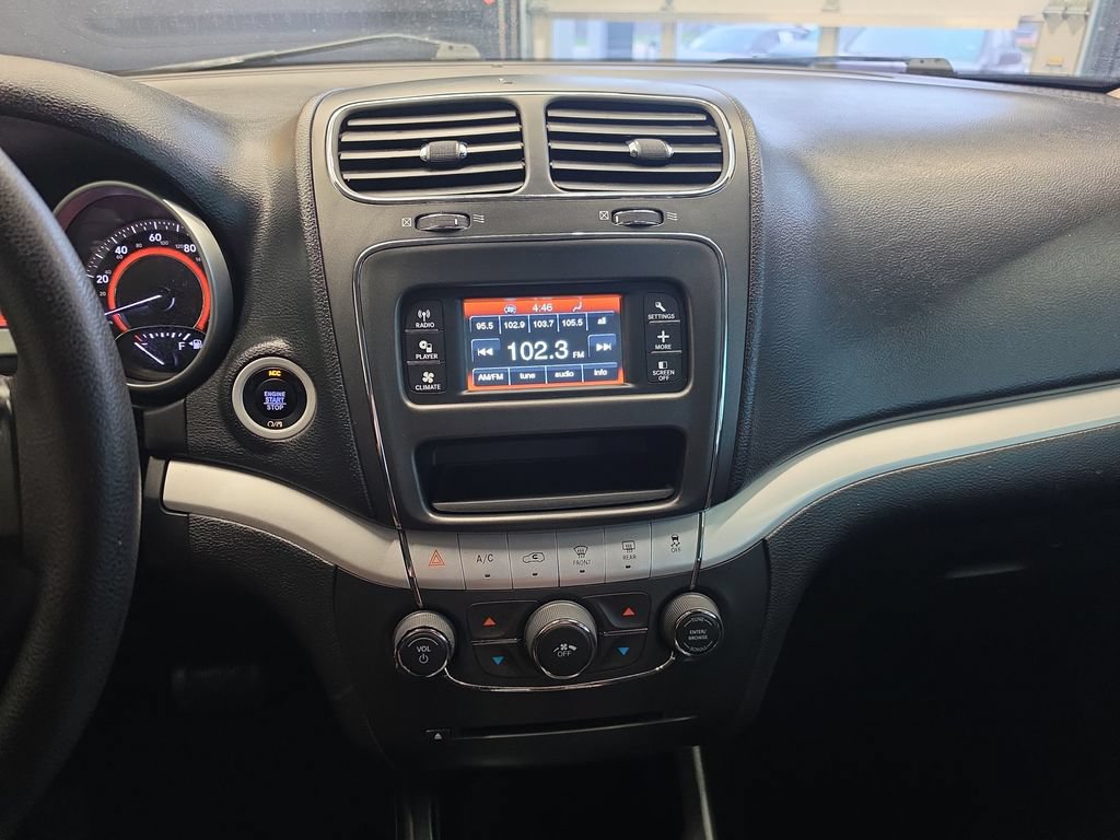 Used 2020 Dodge Journey SE w/ Blacktop Package FWD image 24