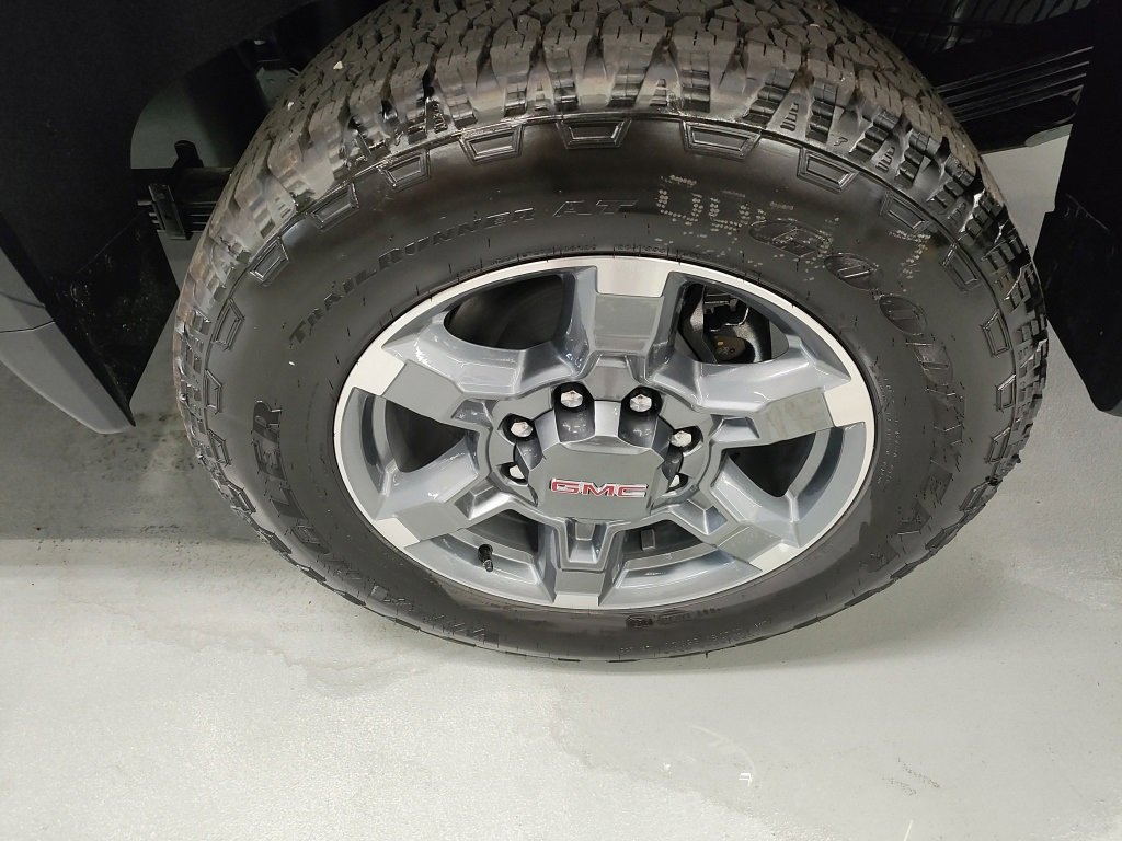 New 2025 GMC Sierra 2500 SLE w/ SLE Convenience Package image 14