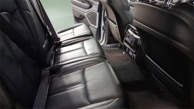 Used 2025 Jeep Wagoneer L Series II w/ 8-pass Seating Package image 15