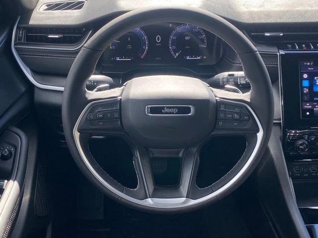 New 2025 Jeep Grand Cherokee Altitude w/ Trailer Tow Package image 36