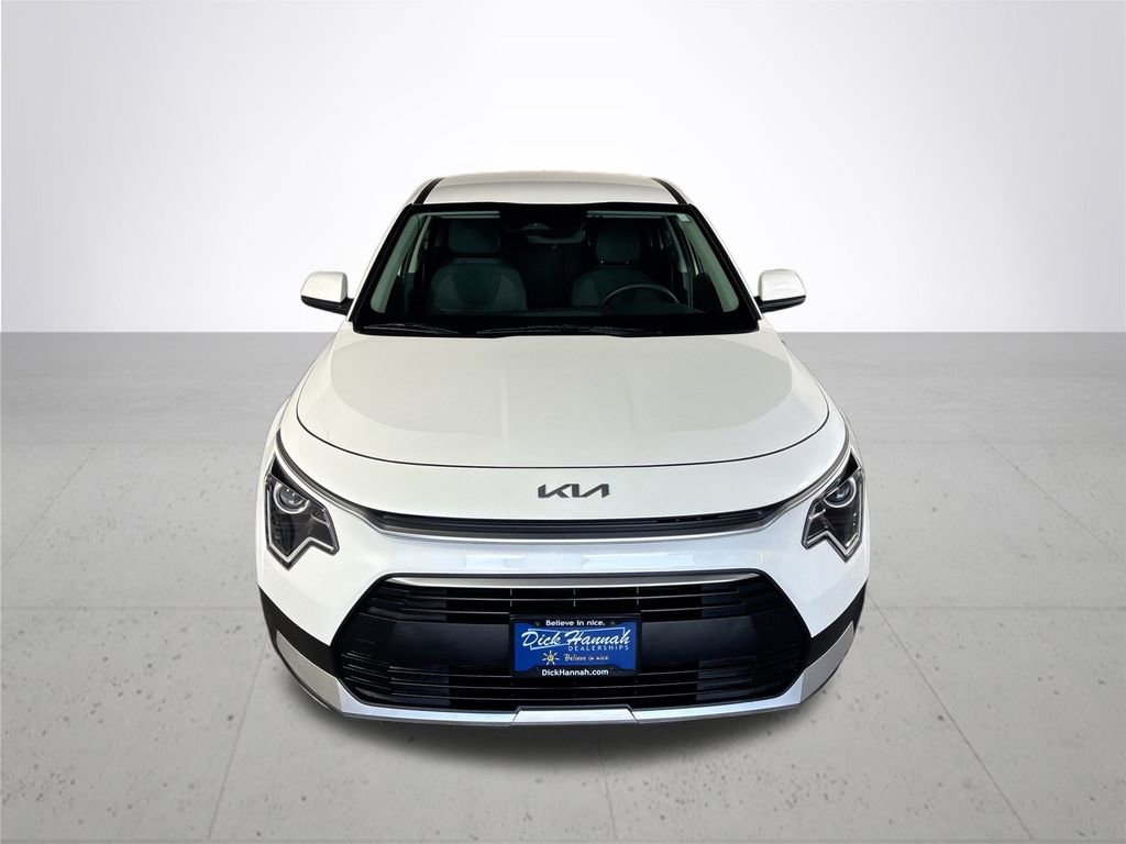 Certified 2023 Kia Niro LX image 3