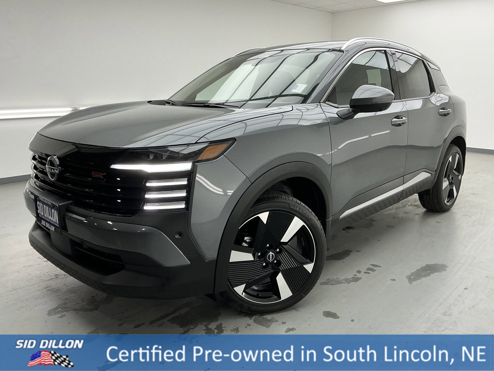 Used 2025 Nissan Kicks SR w/ SR Premium Package image 1