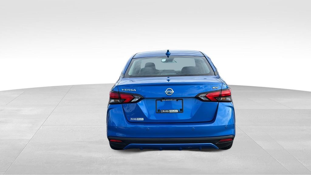 Used 2021 Nissan Versa SV image 6