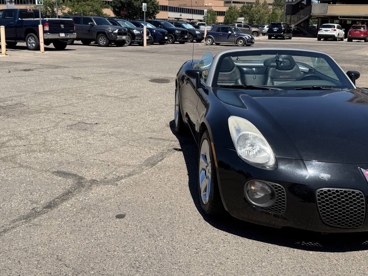Used 2007 Pontiac Solstice GXP w/ Premium Package RWD image 5