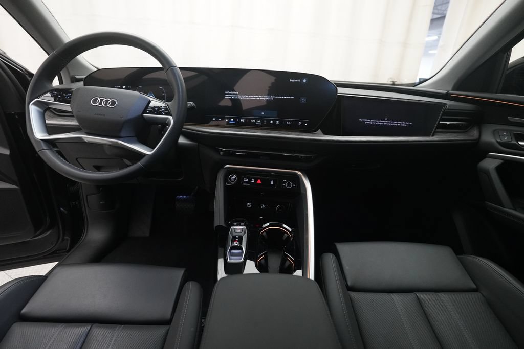 Certified 2025 Audi Q5 Prestige AWD/4WD image 5