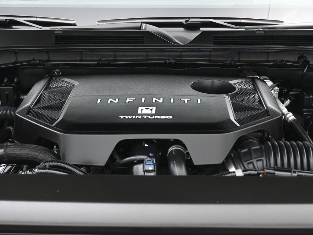 Certified 2025 INFINITI QX80 Sensory image 31