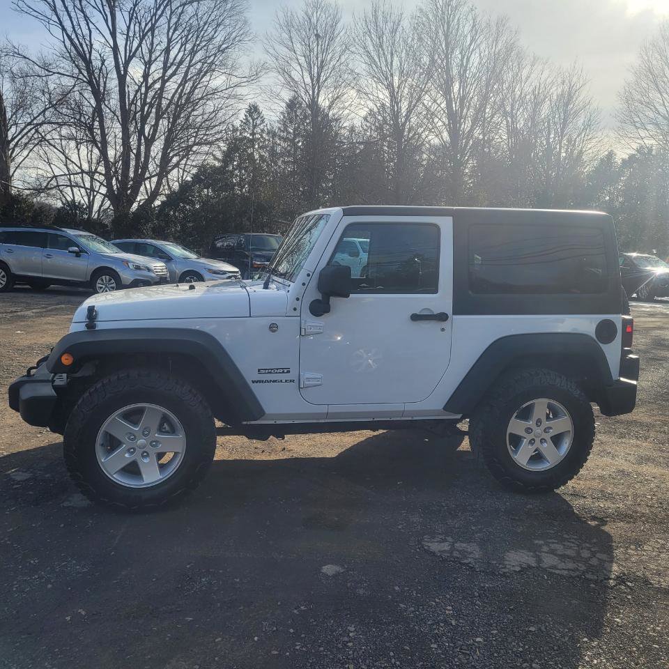 Used 2015 Jeep Wrangler Sport w/ Quick Order Package 24S AWD/4WD image 5