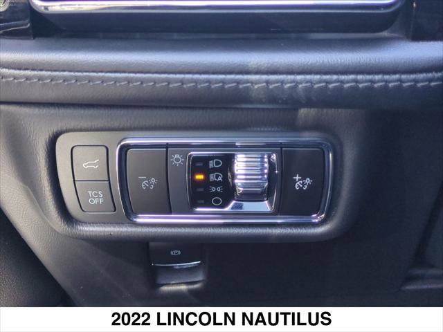 Certified 2022 Lincoln Nautilus Reserve image 20