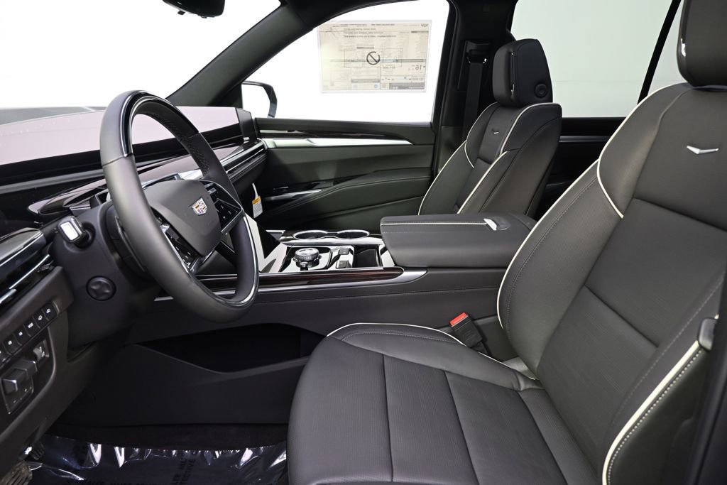 New 2026 Cadillac Escalade Luxury w/ Touring Package image 13