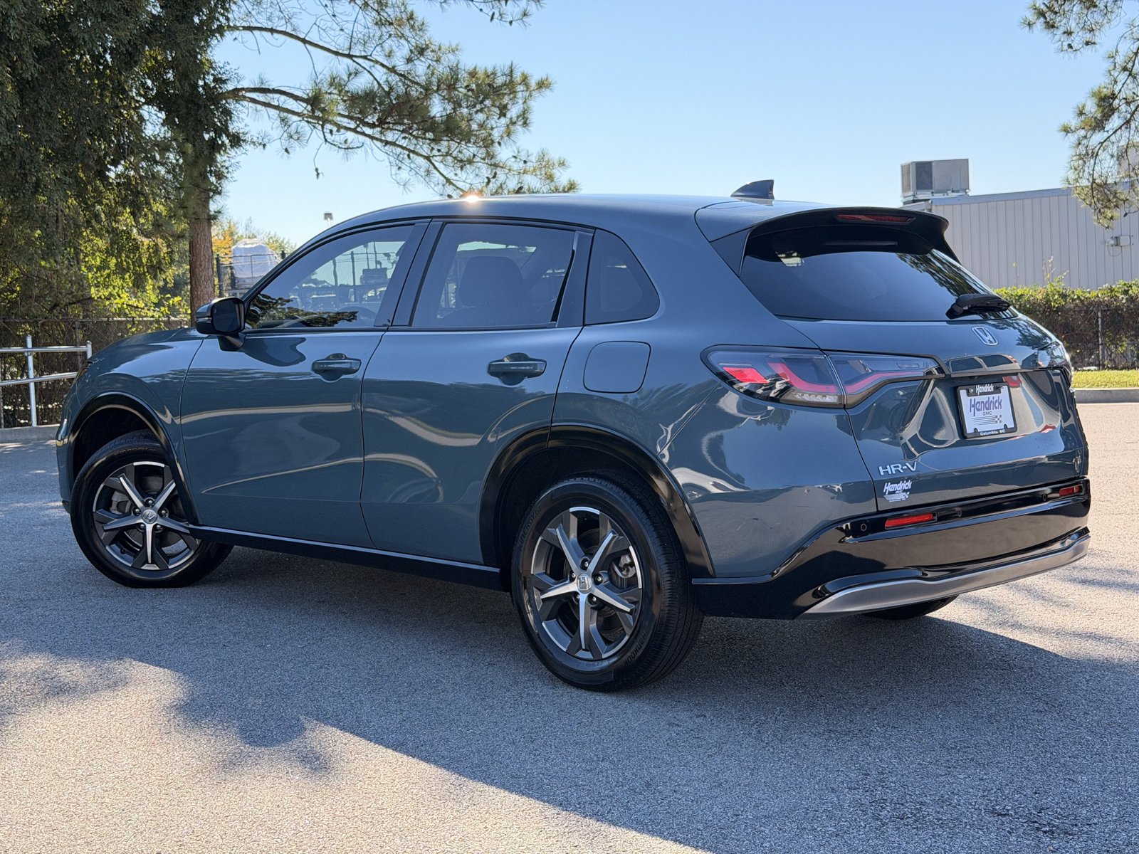 Used 2025 Honda HR-V EX-L image 10