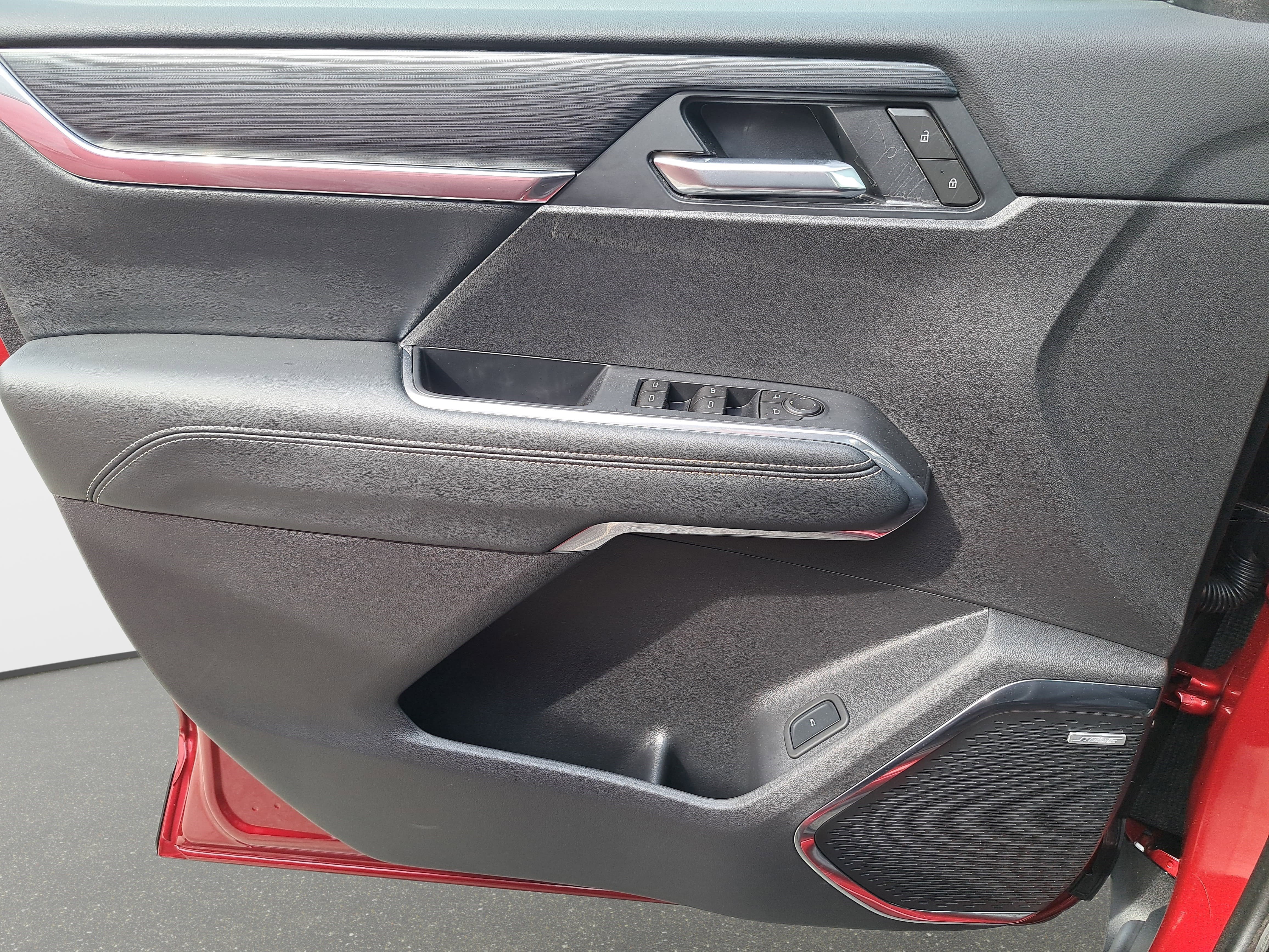 Used 2026 GMC Acadia Elevation w/ Elevation Premium Package image 28