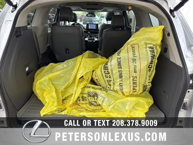 Used 2022 Toyota Sienna Limited AWD/4WD image 20