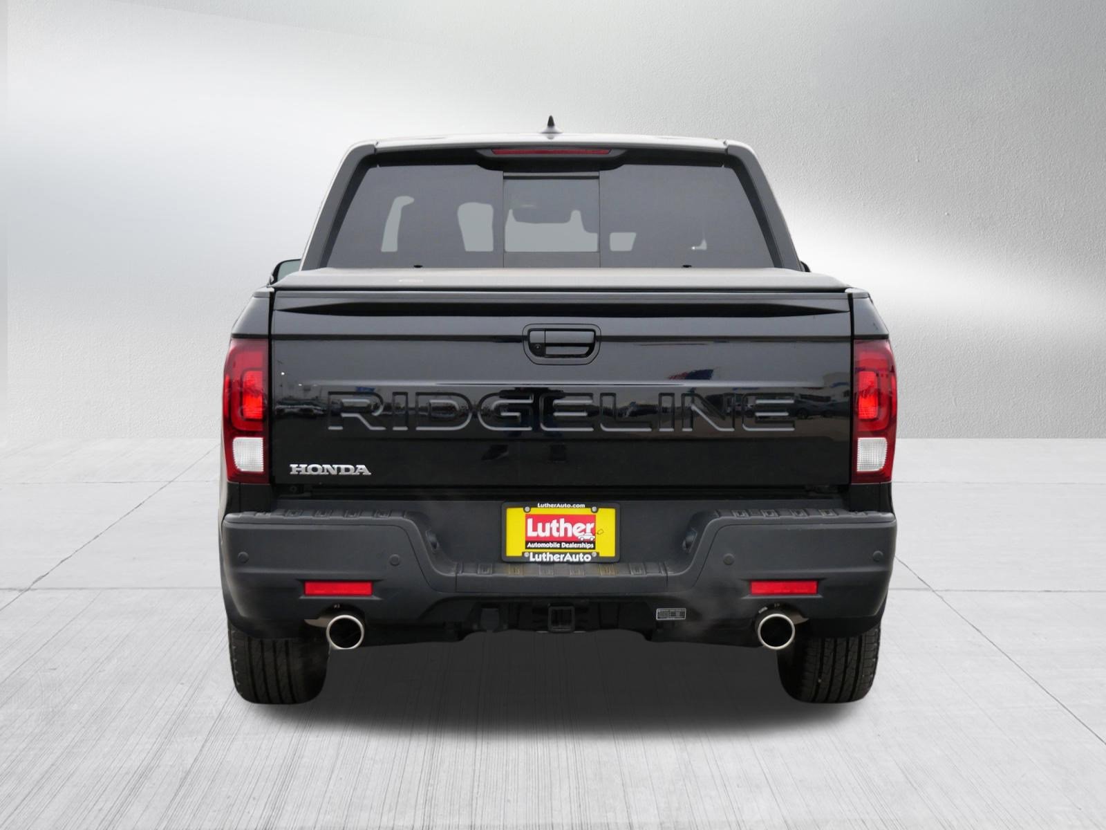 Used 2025 Honda Ridgeline Black Edition image 6