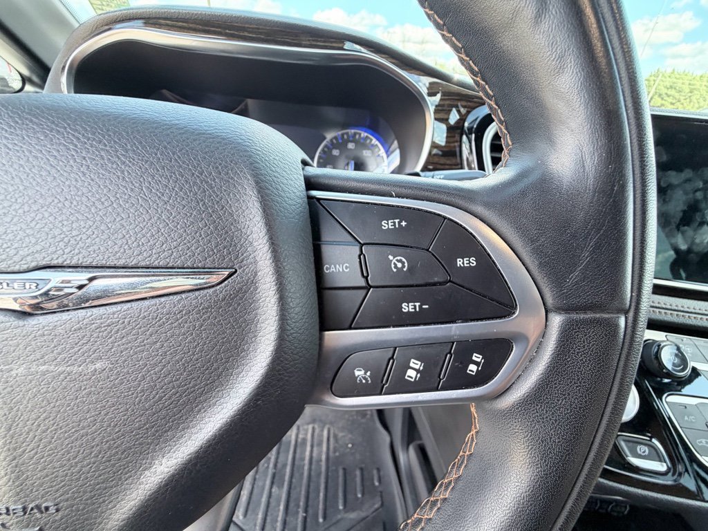 Used 2022 Chrysler Pacifica Pinnacle image 17