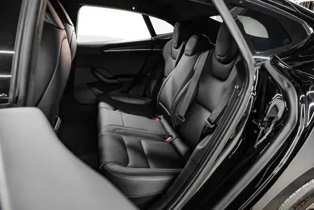 Used 2022 Tesla Model S Standard Range AWD/4WD image 43