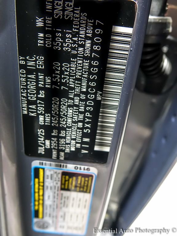 Used 2025 Kia Telluride EX w/ EX Captain's Chair Package AWD/4WD image 35