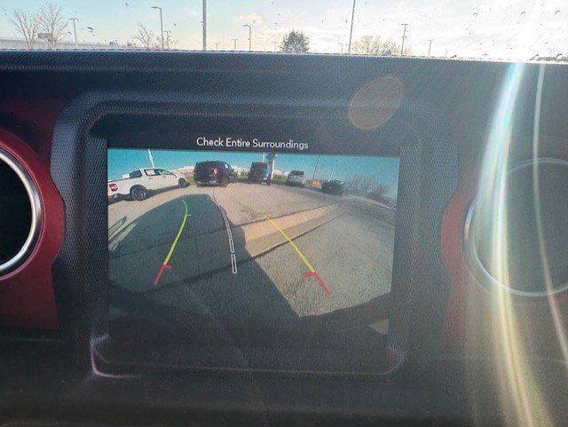 Used 2018 Jeep Wrangler Unlimited Rubicon w/ Dual Top Group AWD/4WD image 18