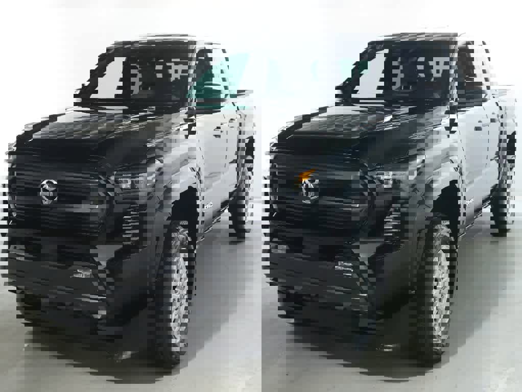 Certified 2024 Toyota Tacoma SR5 AWD/4WD image 1