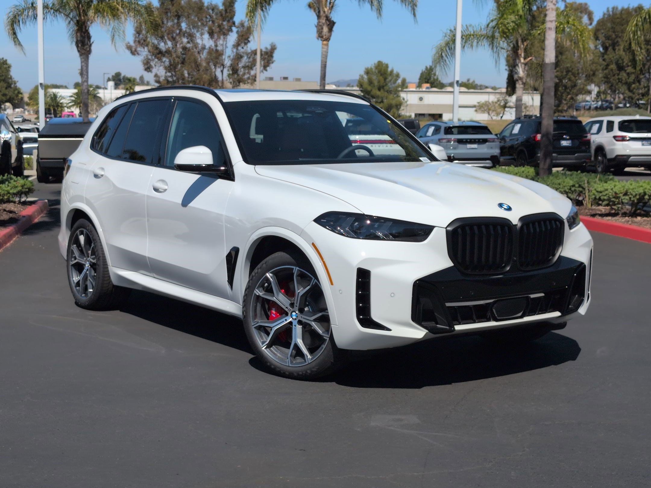 New 2026 BMW X5 xDrive50e w/ Executive Package image 2