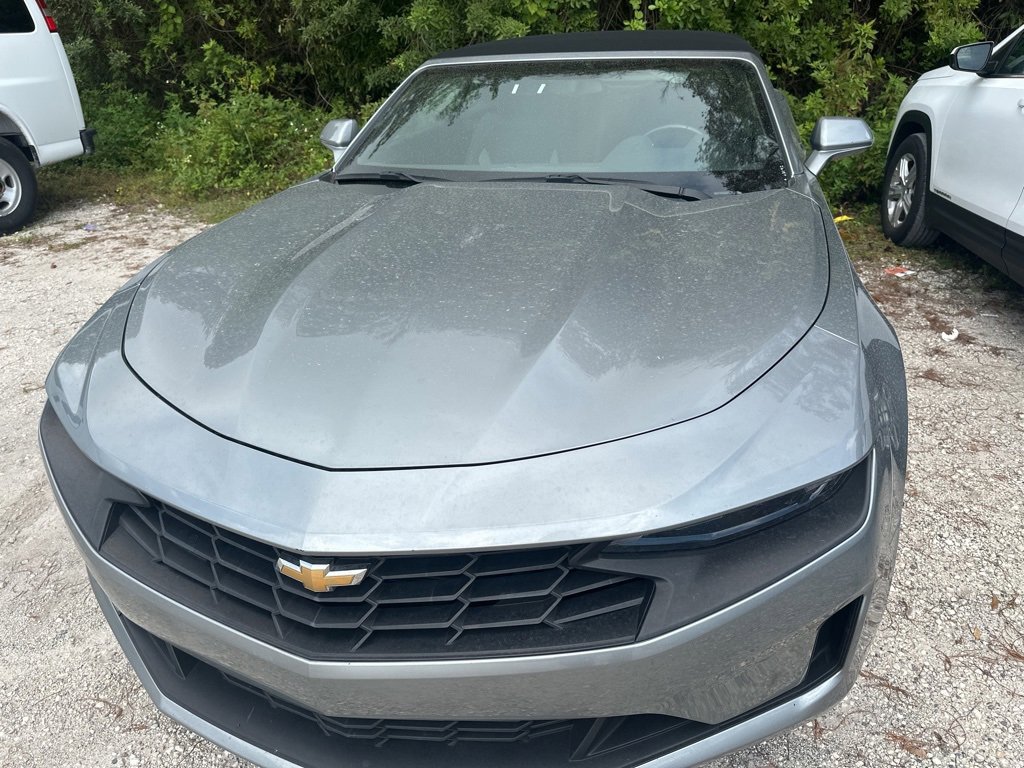 Used 2023 Chevrolet Camaro LT image 2
