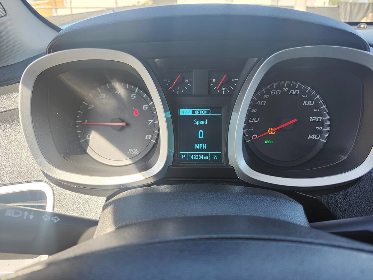 Used 2015 Chevrolet Equinox LS FWD image 25