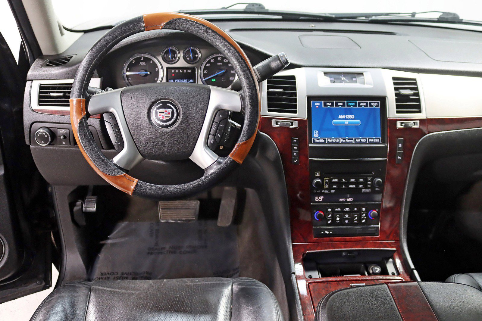 Used 2011 Cadillac Escalade EXT AWD/4WD image 14