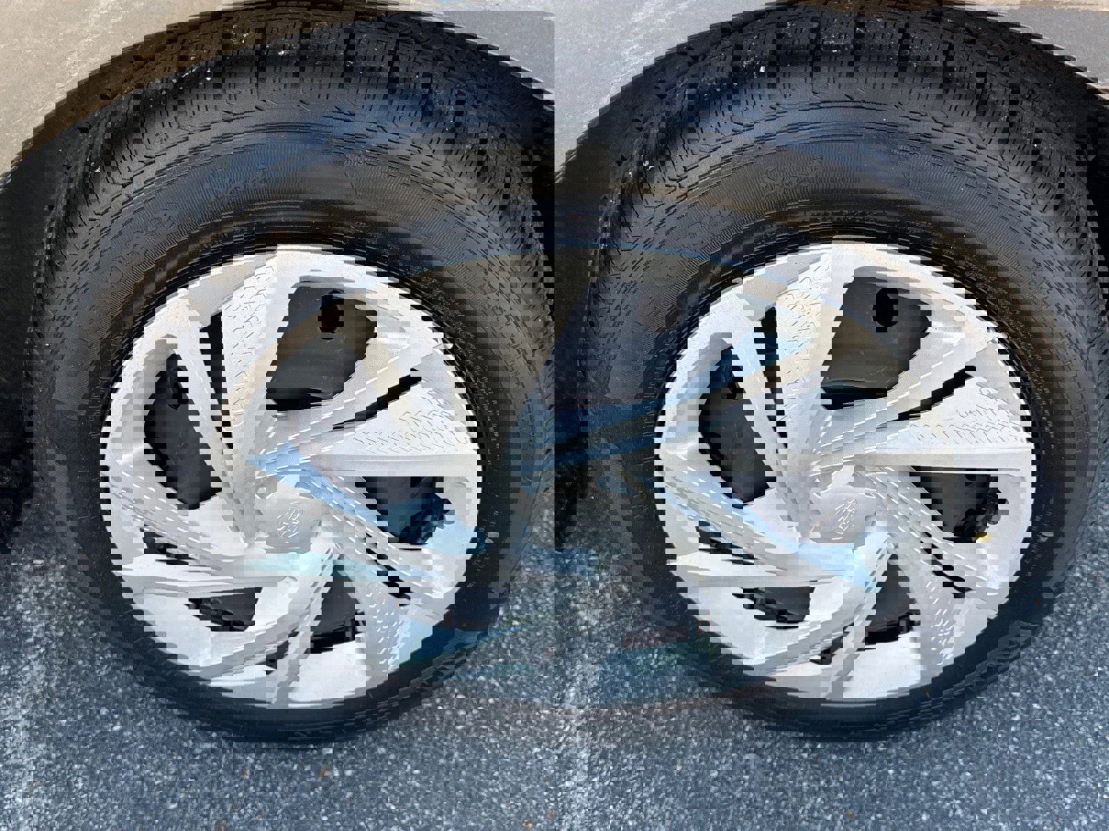 Certified 2024 Subaru Impreza 2.0i image 6