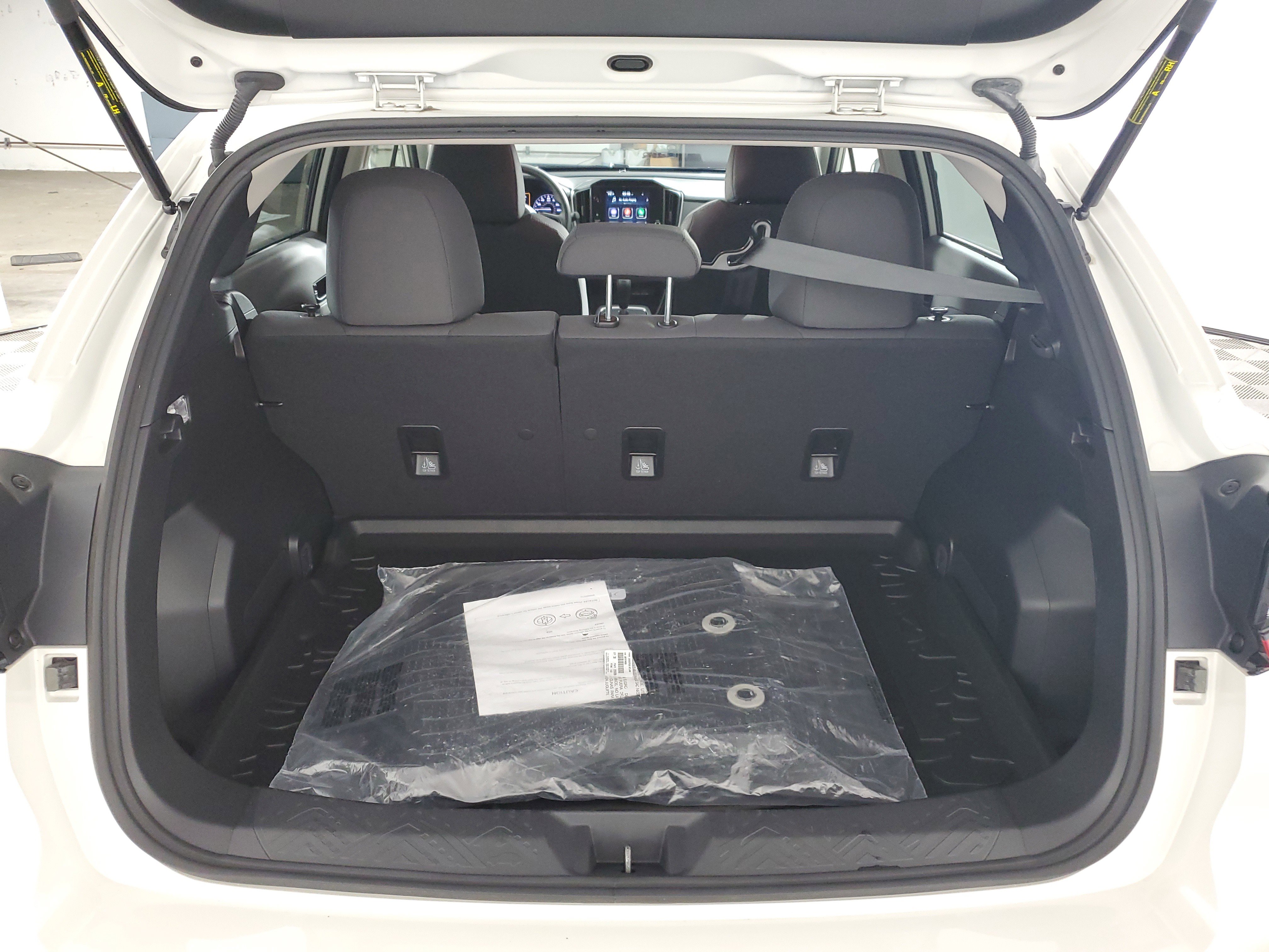 Used 2025 Subaru Crosstrek 2.0i Premium w/ Crosstrek Mirror Package image 33