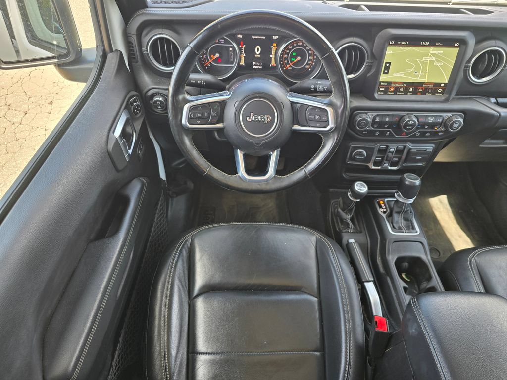 Used 2020 Jeep Gladiator Overland AWD/4WD image 19