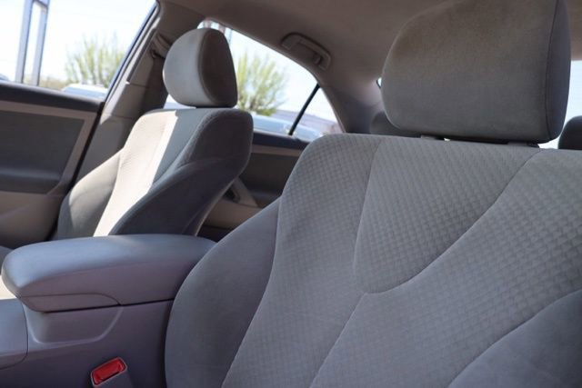 Used 2009 Toyota Camry LE image 19