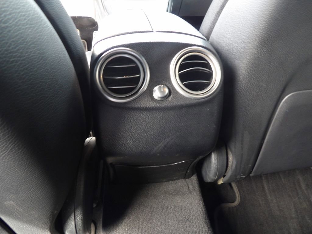 Used 2021 Mercedes-Benz GLC 300 image 27