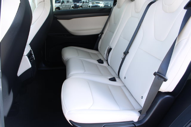 Used 2019 Tesla Model X 75D AWD/4WD image 31