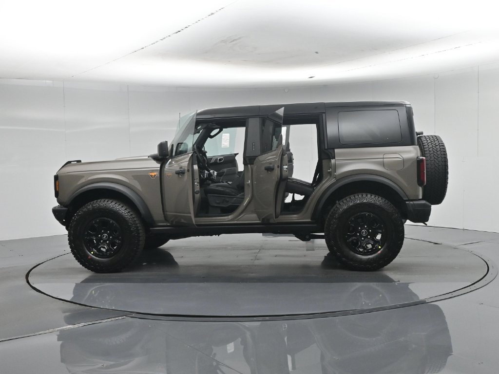 New 2026 Ford Bronco Badlands w/ Wildtrak Package AWD/4WD image 33