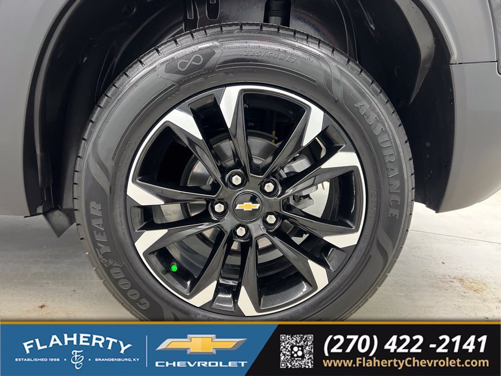 Used 2023 Chevrolet TrailBlazer LT w/ Convenience Package AWD/4WD image 18