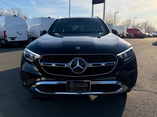 Used 2026 Mercedes-Benz GLC 300 4MATIC image 2