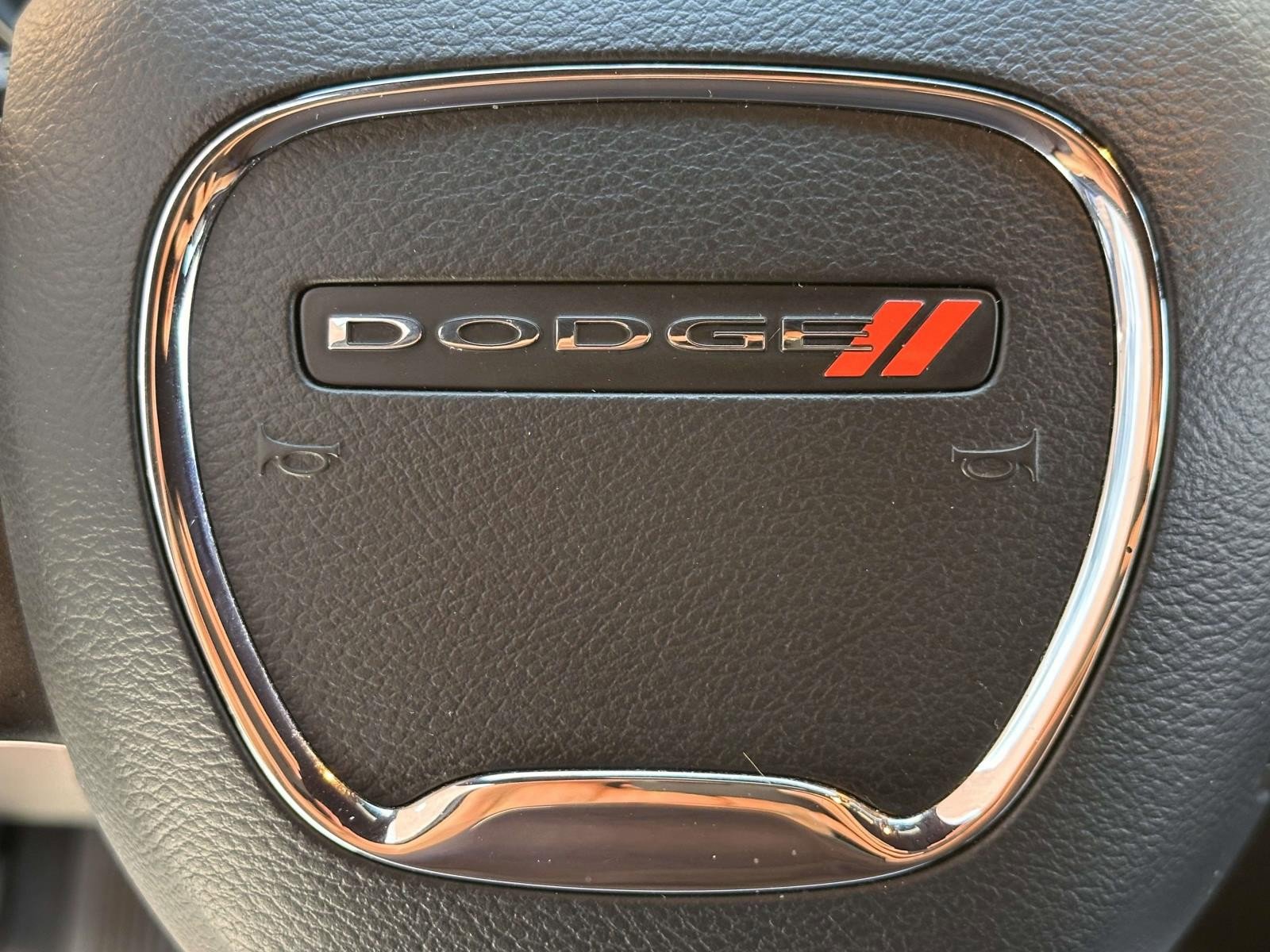 Used 2022 Dodge Charger Scat Pack w/ Dynamics Package RWD image 29