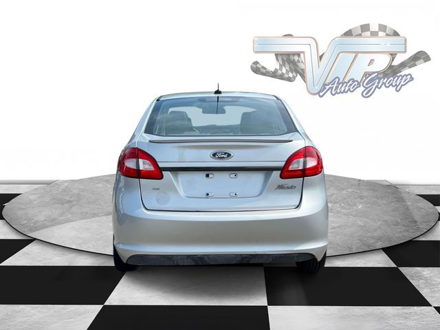 Used 2012 Ford Fiesta SE FWD image 7