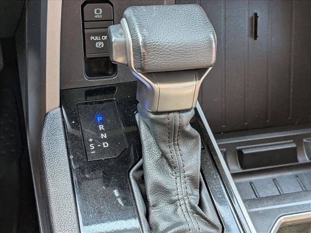 Used 2022 Toyota Tundra SR5 AWD/4WD image 12