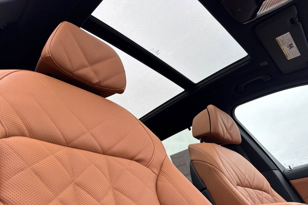 New 2026 BMW X5 sDrive40i w/ Climate Comfort Package image 18