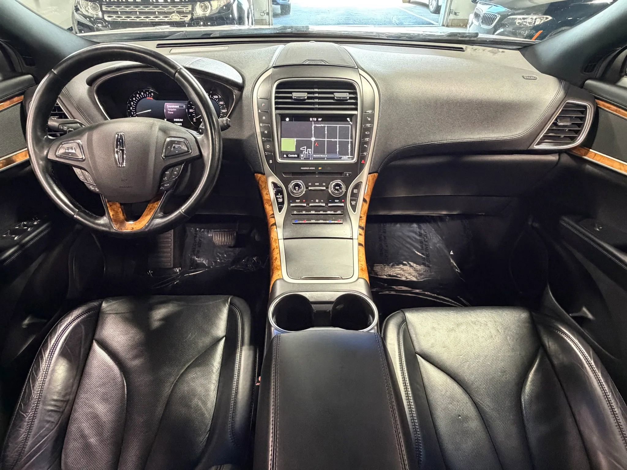 Used 2016 Lincoln MKX Reserve w/ Technology Package AWD/4WD image 2