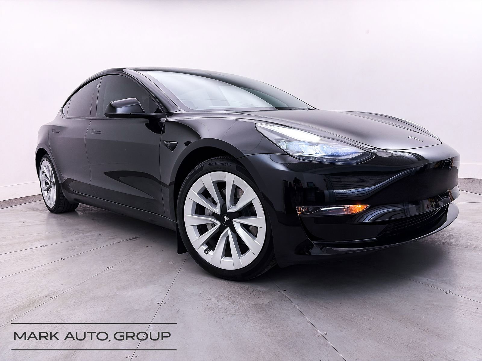Used 2023 Tesla Model 3 Long Range image 1