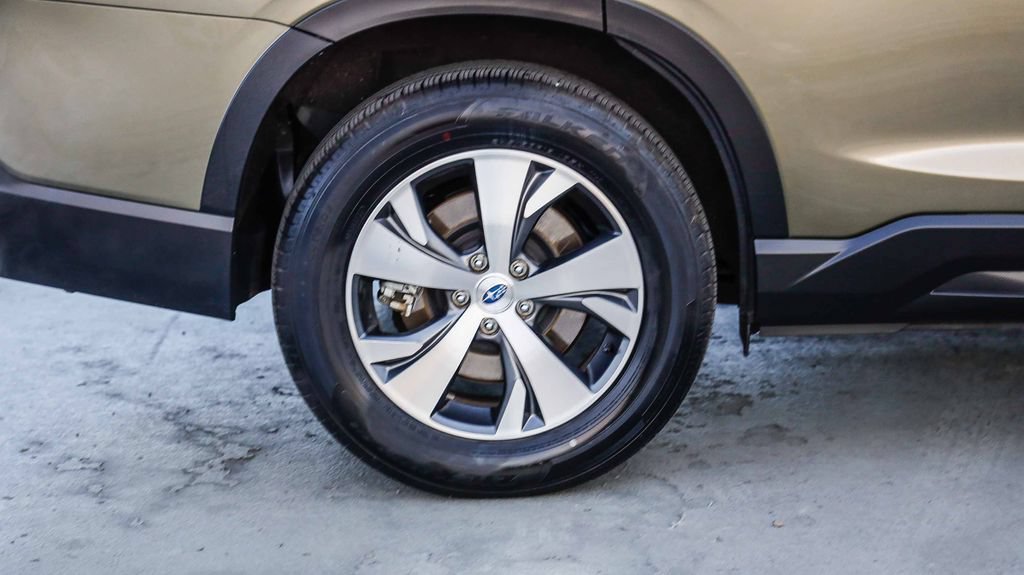 Used 2025 Subaru Ascent Premium AWD/4WD image 12