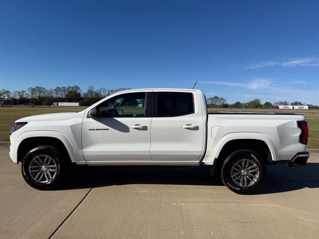 Used 2024 Chevrolet Colorado LT w/ LT Convenience Package RWD image 7