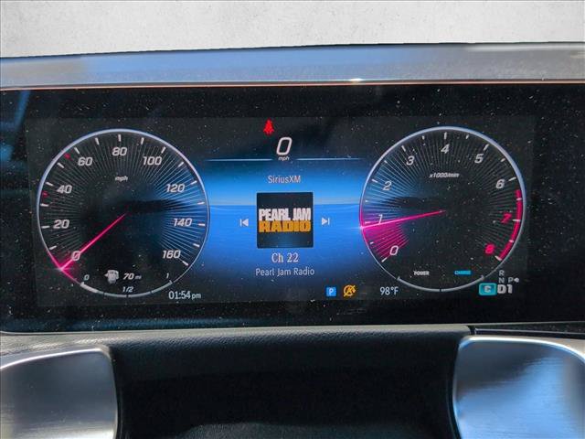Used 2025 Mercedes-Benz GLB 250 4MATIC w/ Winter Package image 11