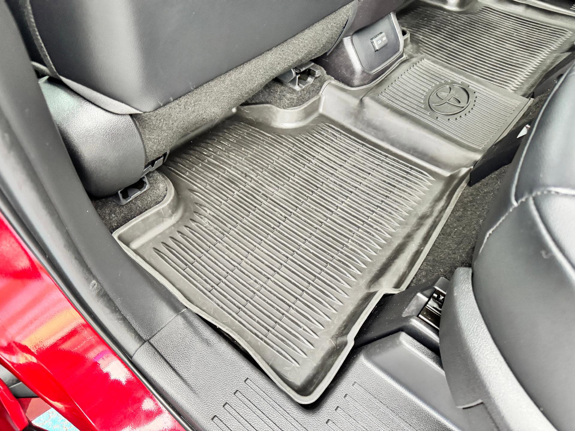 Used 2023 Toyota Highlander XLE image 15