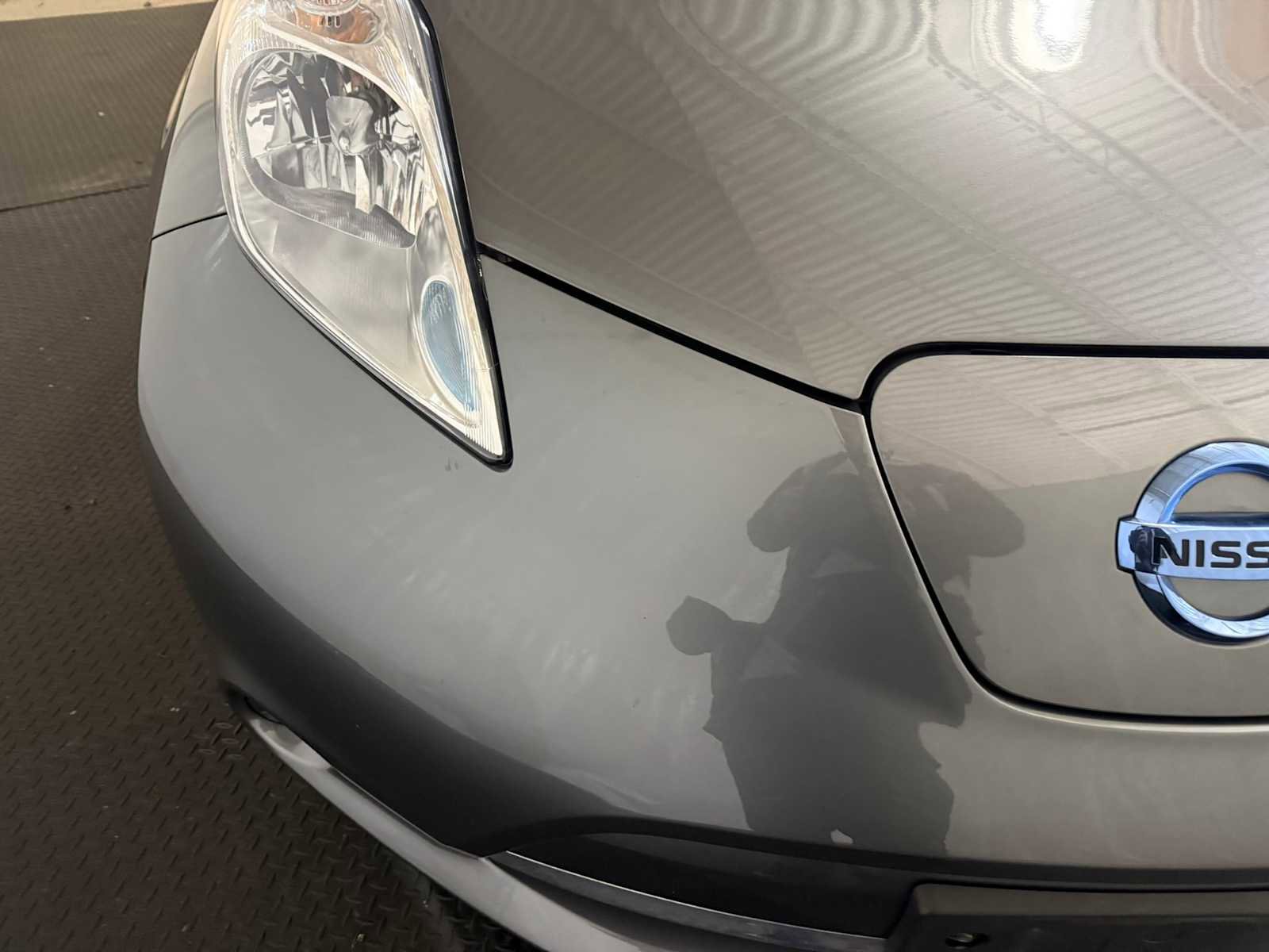 Used 2016 Nissan Leaf SV image 4