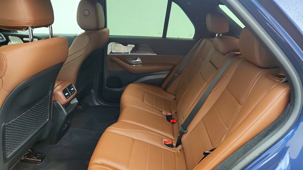 Used 2025 Mercedes-Benz GLE 450e GLE 450e 4MATIC SUV, Exclusive w/ Driver Assistance Package image 19