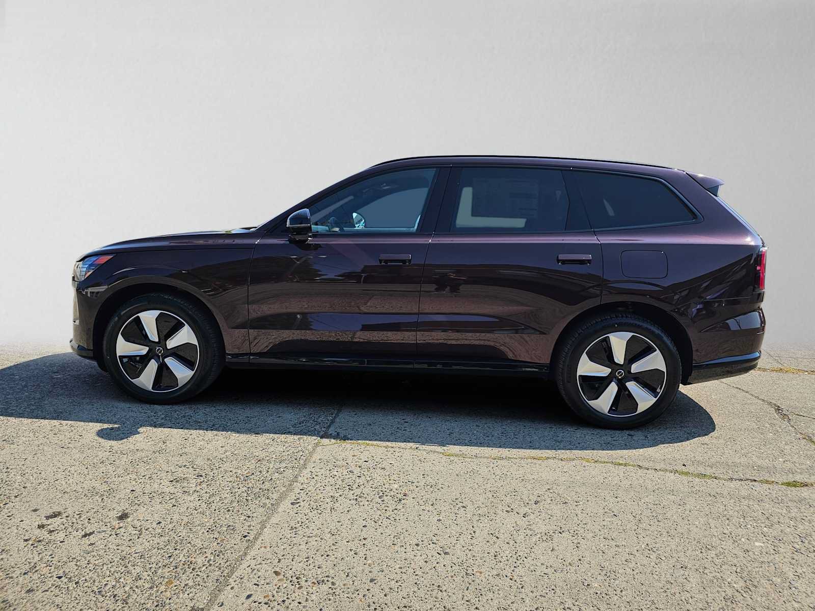 New 2026 Volvo EX90 Plus AWD/4WD image 6
